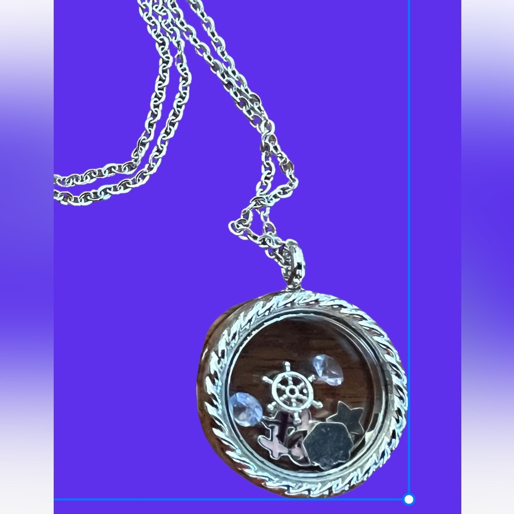 EFFY with Love Silver Locket Pendant Necklace with Charms! Great Gift!